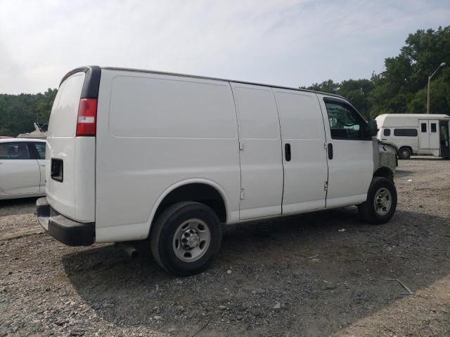 2017 Chevrolet Express G2500