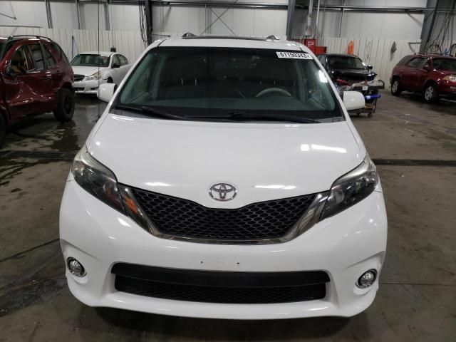 2014 Toyota Sienna Sport