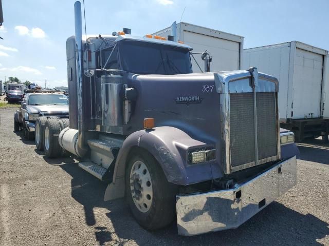 1997 KEN Worth Construction W900