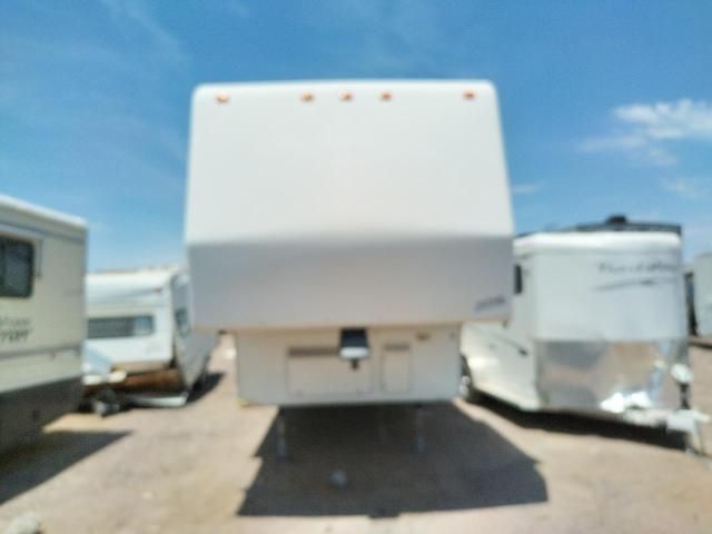 2007 Trailers Supreme