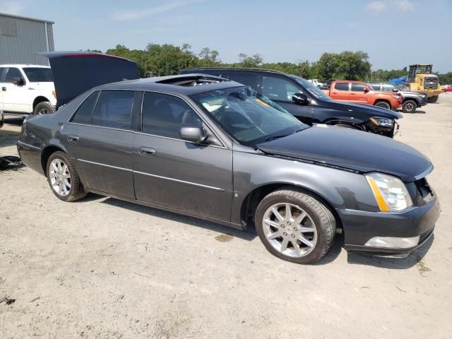 2010 Cadillac DTS Luxury Collection