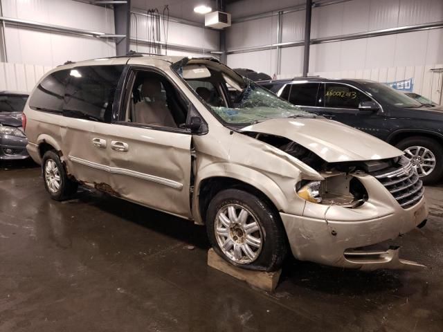 2006 Chrysler Town & Country Touring