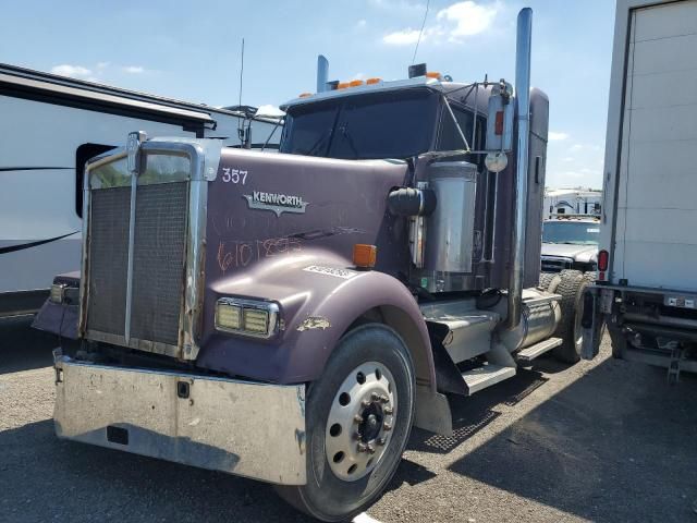 1997 KEN Worth Construction W900