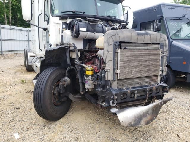 2013 Mack 600 CXU600