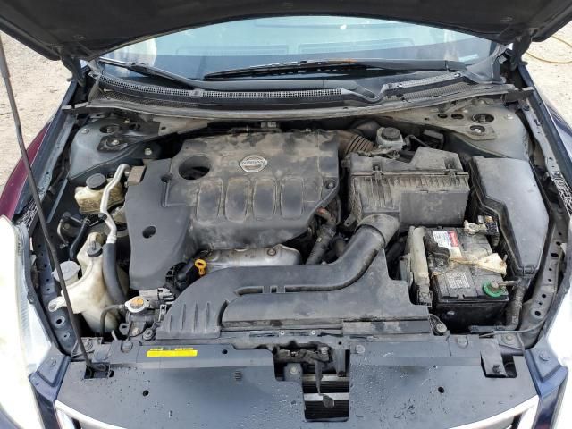 2010 Nissan Altima Base