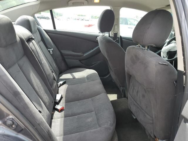 2010 Nissan Altima Base