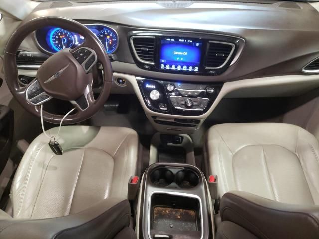 2017 Chrysler Pacifica Touring L Plus