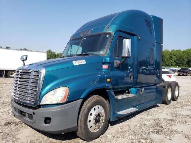 2013 Freightliner Cascadia 125