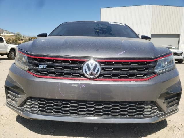 2018 Volkswagen Passat GT