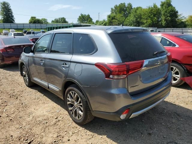 2016 Mitsubishi Outlander SE