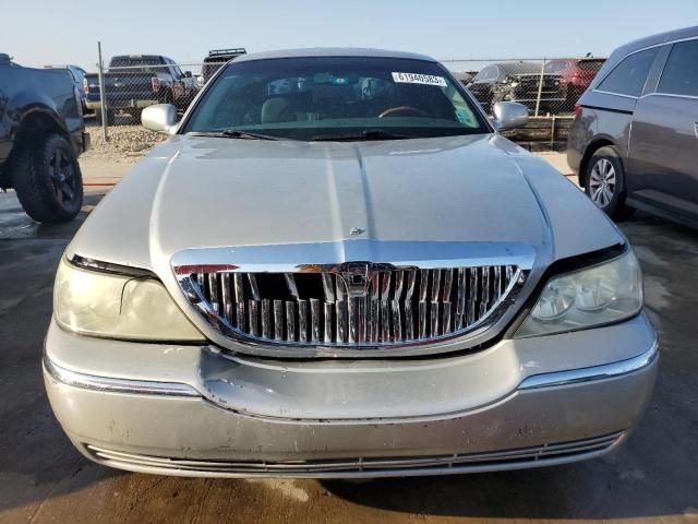 2007 Lincoln Town Car Signature Limited