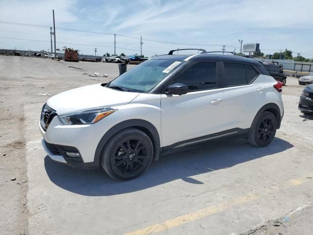 2020 Nissan Kicks SR