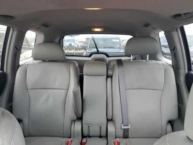 2011 Toyota Highlander Base