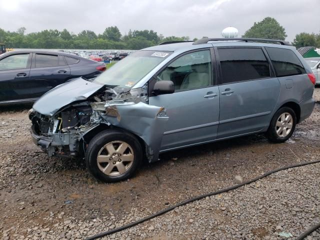 2007 Toyota Sienna CE