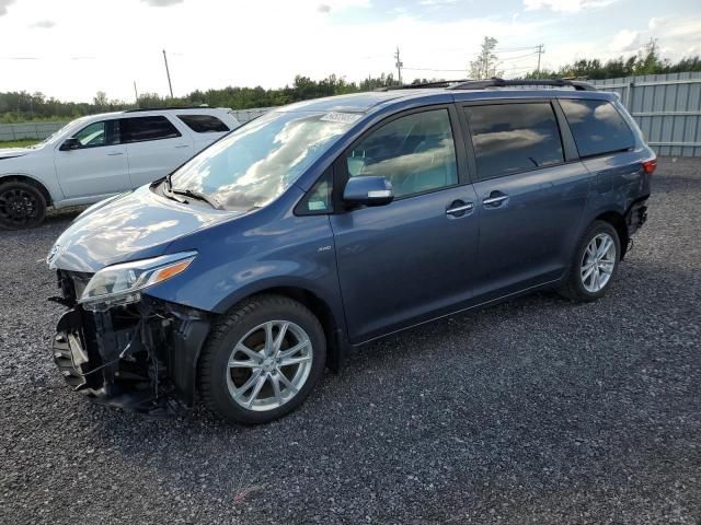 2016 Toyota Sienna XLE