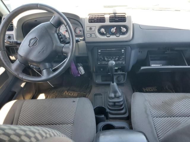 2001 Nissan Frontier Crew Cab XE