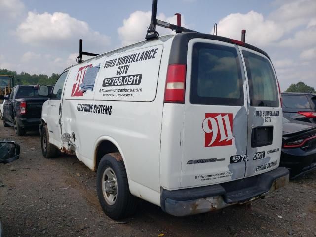 2004 Chevrolet Express G2500