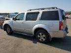 2006 Nissan Pathfinder LE