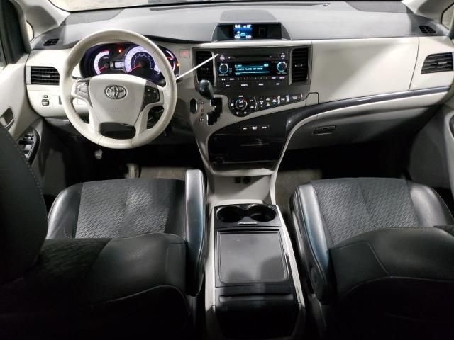 2014 Toyota Sienna Sport