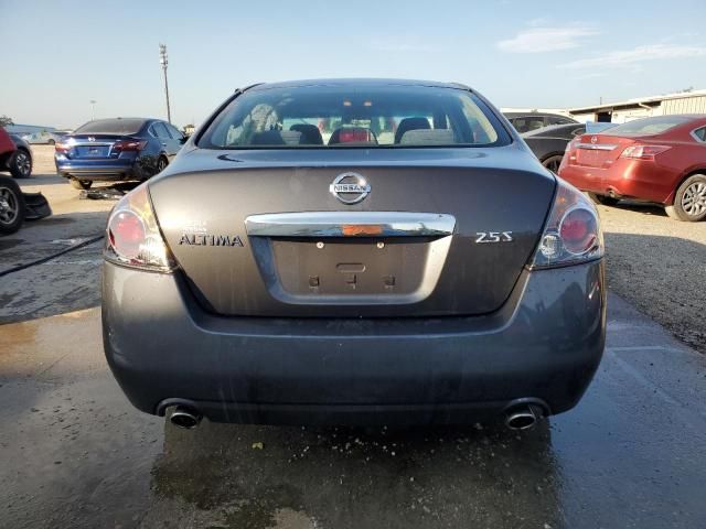 2010 Nissan Altima Base