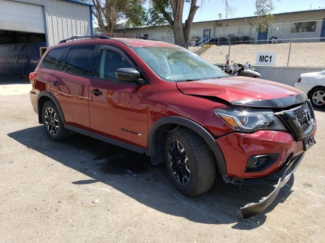 2020 Nissan Pathfinder SV