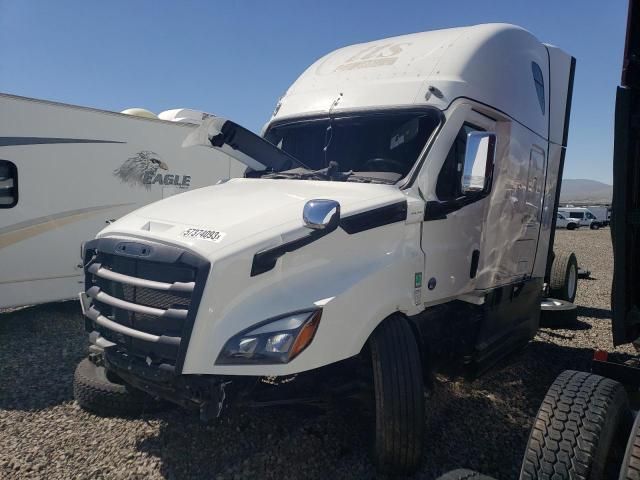 2022 Freightliner Cascadia 126