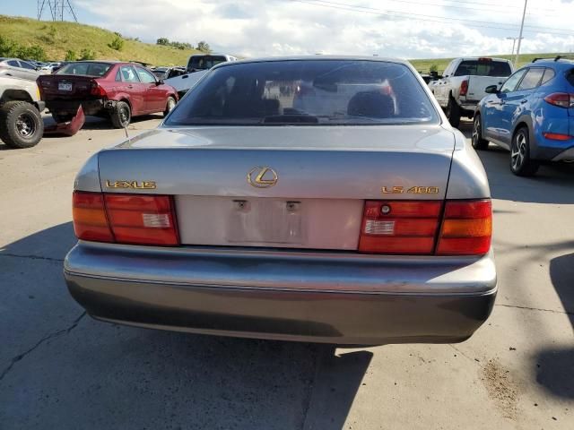 1995 Lexus LS 400