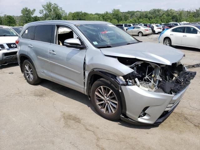 2018 Toyota Highlander SE