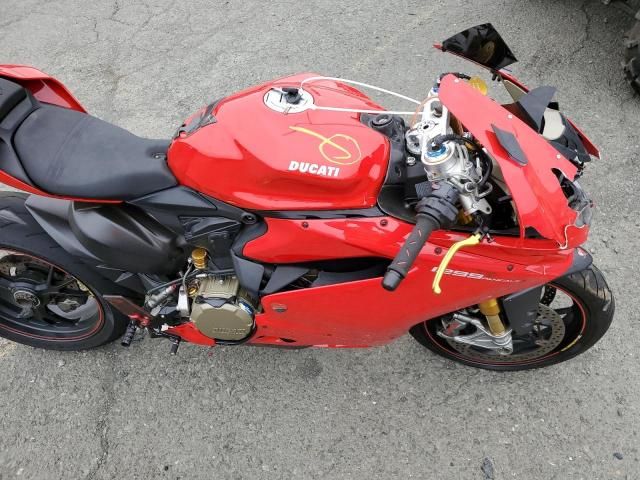 2015 Ducati Superbike 1299 Panigale