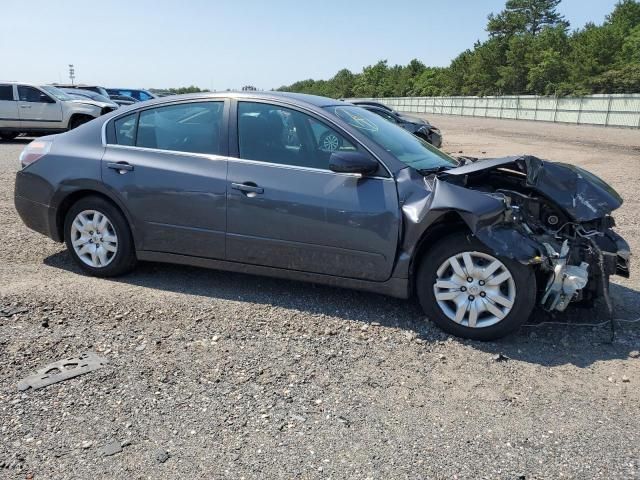 2010 Nissan Altima Base