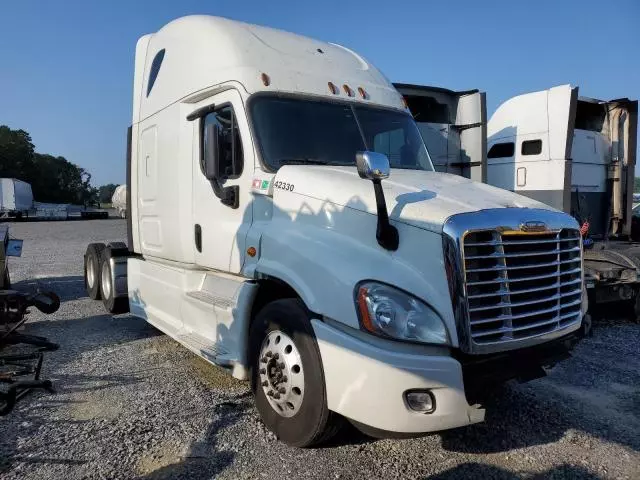 2018 Freightliner Cascadia 125