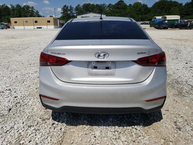 2022 Hyundai Accent SE