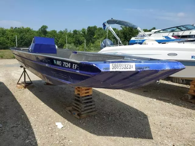 1996 Alumacraft Boat