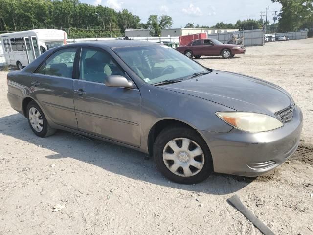 2004 Toyota Camry LE