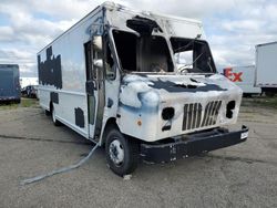 Vehiculos salvage en venta de Copart Woodhaven, MI: 2012 Workhorse Custom Chassis Commercial Chassis W62