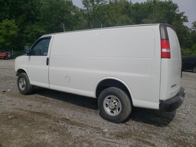 2017 Chevrolet Express G2500