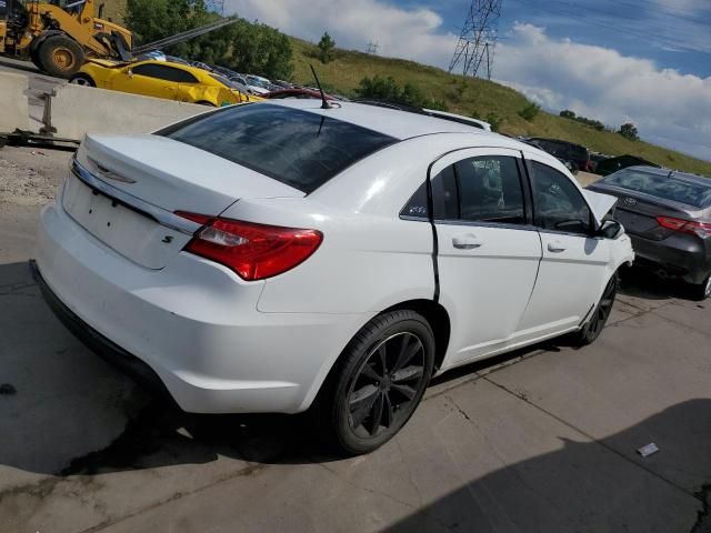 2013 Chrysler 200 Limited