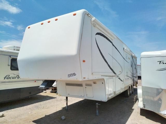 2007 Trailers Supreme