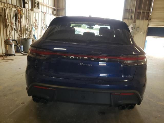 2023 Porsche Macan Base