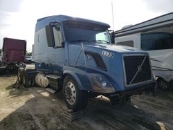 Salvage trucks for sale at Fort Pierce, FL auction: 2009 Volvo VN VNL