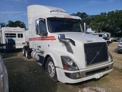 Camiones salvage para piezas a la venta en subasta: 2017 Volvo VN VNL