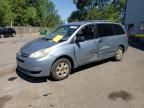 2004 Toyota Sienna CE