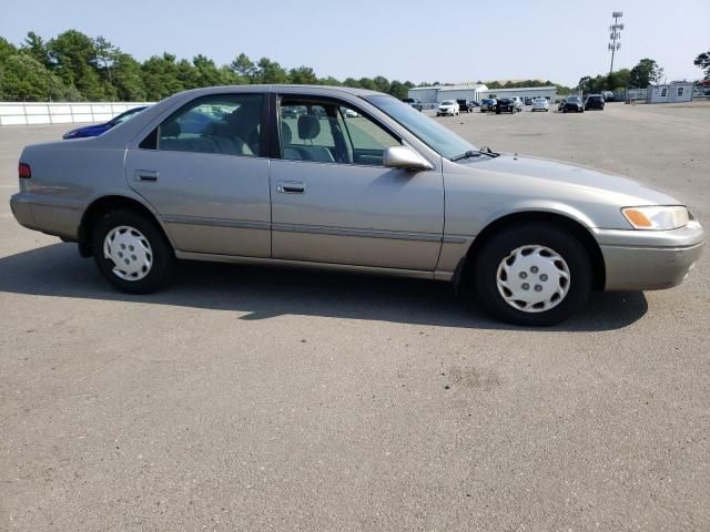 1999 Toyota Camry LE