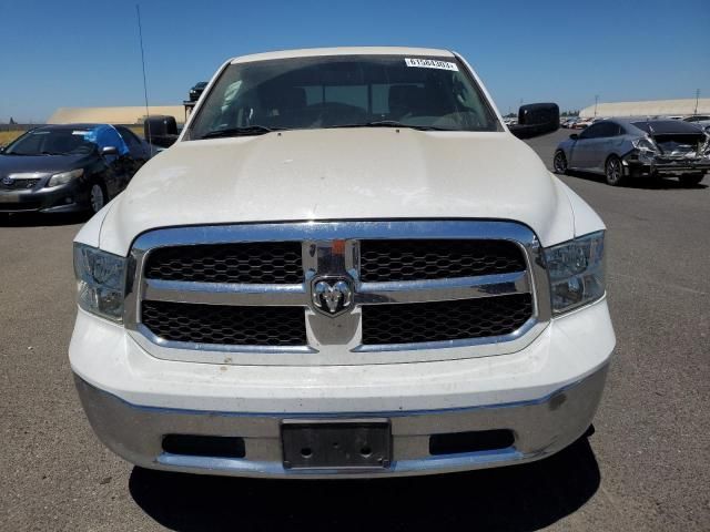 2015 Dodge RAM 1500 SLT