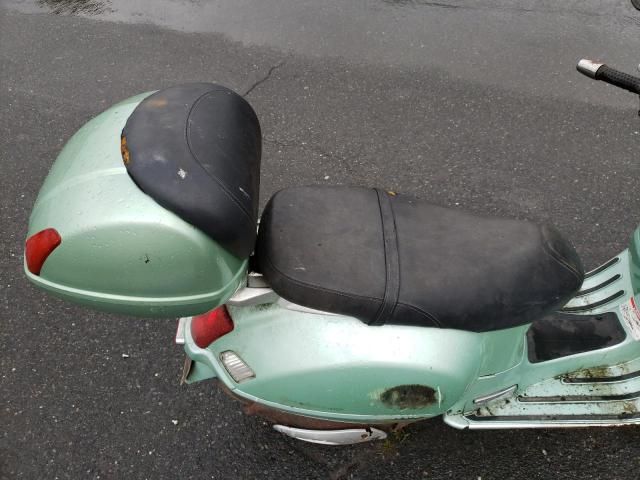 2005 Vespa Granturismo 200