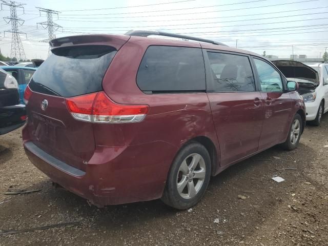 2012 Toyota Sienna LE