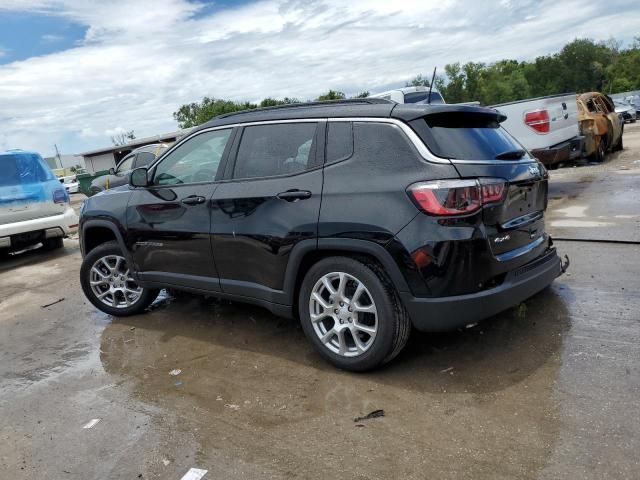 2023 Jeep Compass Latitude LUX