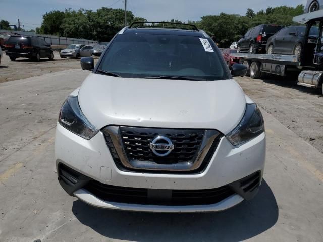 2020 Nissan Kicks SR