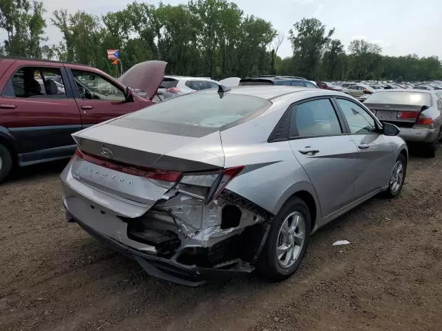 2021 Hyundai Elantra SE