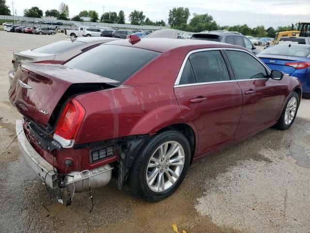 2019 Chrysler 300 Touring